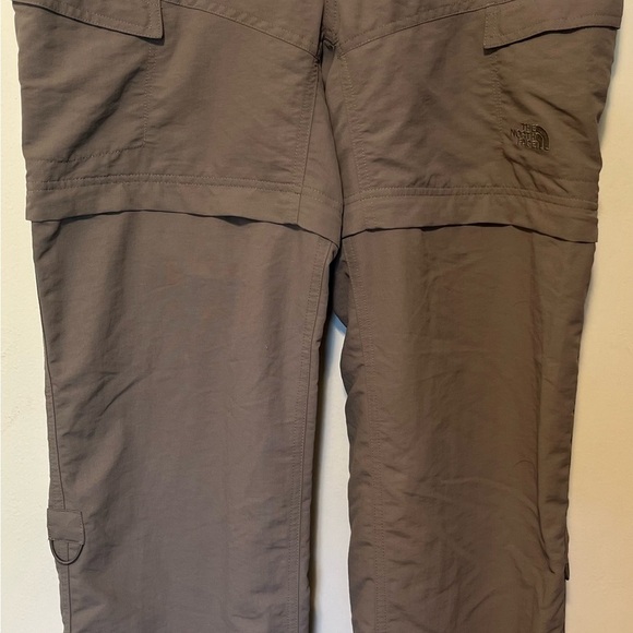 The North Face Paramount Valley Women’s Convertible Pants Parche Gray Size 10 - Picture 2 of 11